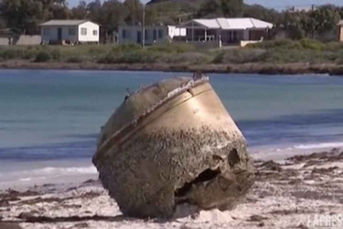Oggetto misterioso rinvenuto sulla spiaggia di Green Head in Australia