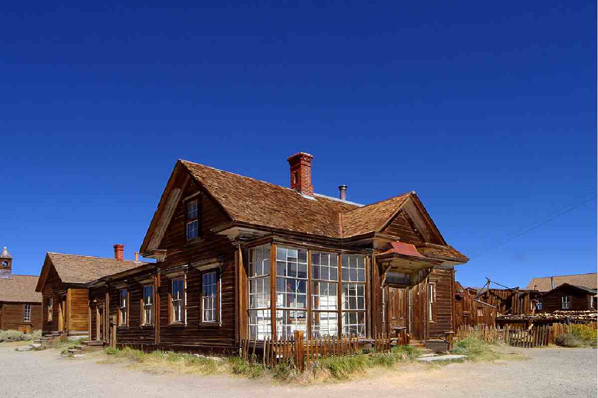 Veduta di Bodie, città fantasma della california