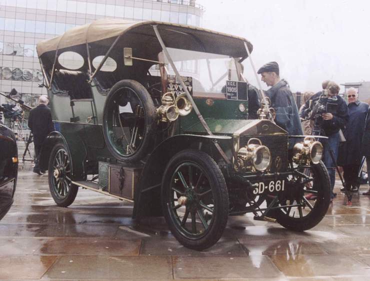 Rolls-Royce 15 HP del 1904