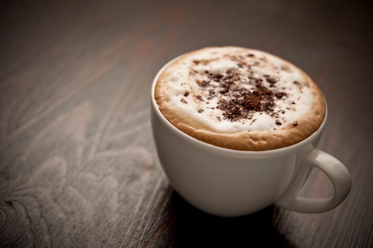 Cappuccino classico con cioccolato