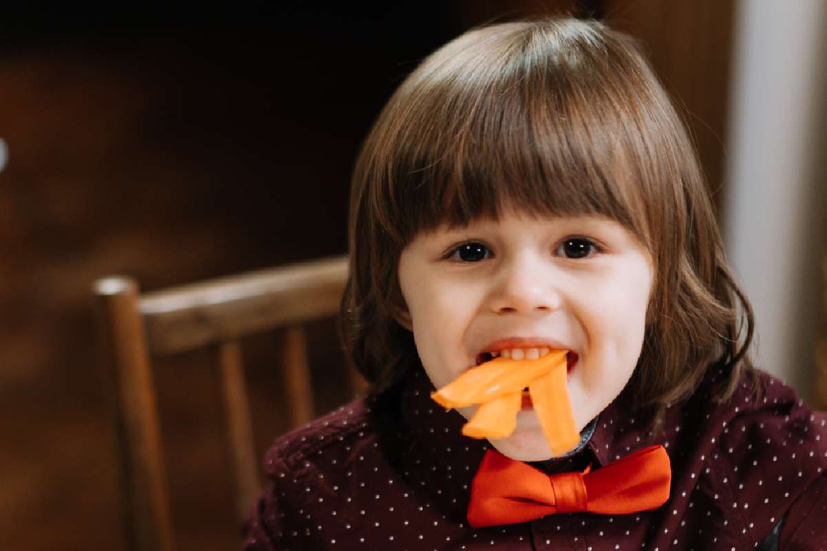 mangiare troppe carote può portare alla carotenosi