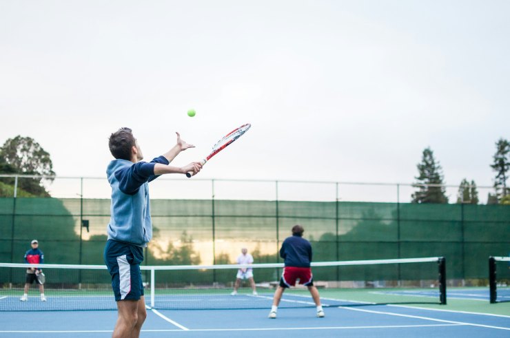 La battura resta uno dei fondamentali più importanti da imparare se si vuole giocare a tennis